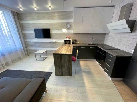 квартира за адресою Дніпровська набережна вул., 18-А