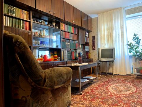 квартира по адресу Ильфа и Петрова ул., 8/1