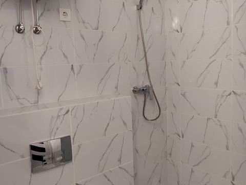 квартира за адресою Ревуцького вул., 40-Б