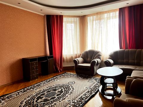 квартира за адресою Зодчих вул., 34