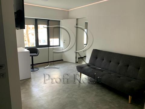 квартира по адресу Набережно-Крещатицкая ул., 3-А