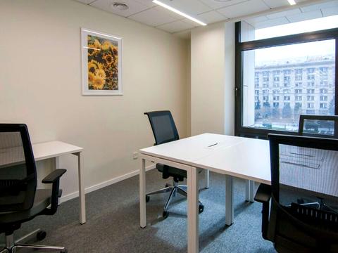 комерційна за адресою Хрещатик вул., 16