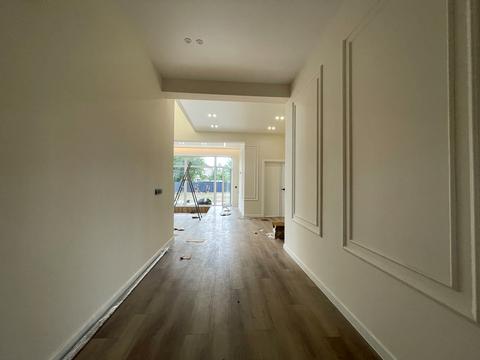 дом по адресу Садова