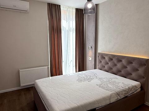 квартира за адресою Регенераторна вул., 4 к1-1