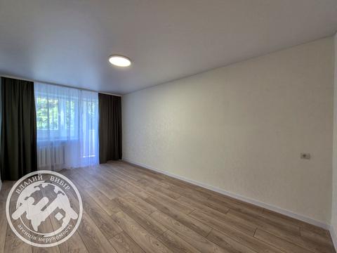 квартира за адресою Космонавтів просп., 10