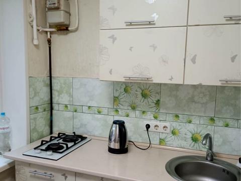 квартира по адресу Строителей ул., 12-Б