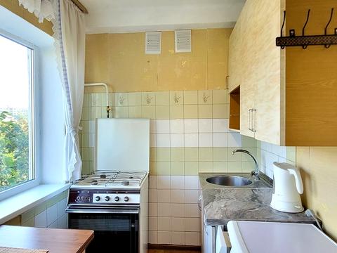 квартира за адресою Космічна вул., 3