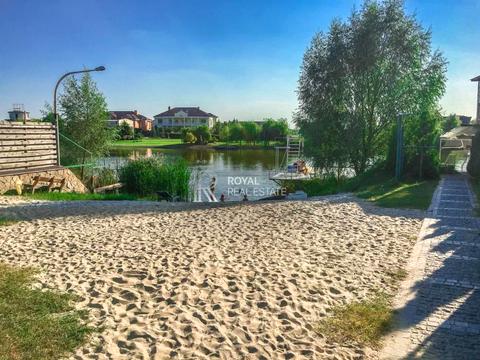 будинок за адресою Жовтнева вул.