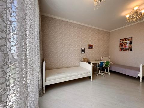 квартира за адресою Літературна вул., 12