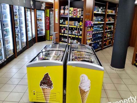 комерційна за адресою Гетьмана Кирила Розумовського вул. (Миколи Краснова), 17