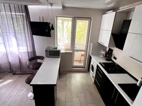 квартира за адресою Повітряних Сил просп. (Повітрофлотський), 21/2