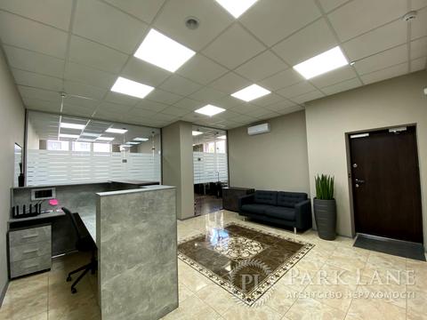 коммерческая по адресу Глубочицкая ул., 32-В