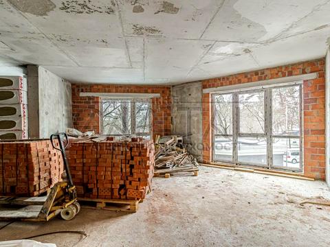 комерційна за адресою Мальовнича вул., 3