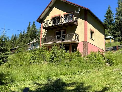 будинок за адресою довгий грунь, 394а