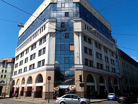 комерційна за адресою Чернишевська вул., 13