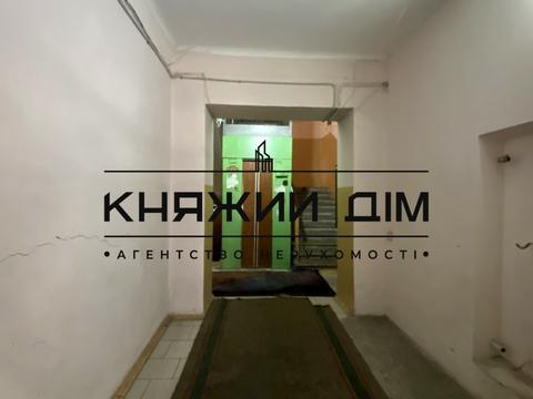 квартира за адресою Євгена Коновальця вул. (Щорса), 7-9