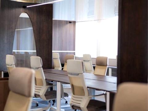 комерційна за адресою Богдана Хмельницького вул., 32