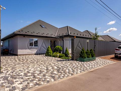 дом по адресу Київська