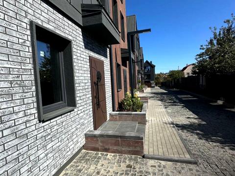 будинок за адресою Жиповисна 19-21