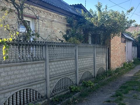 будинок за адресою Гулака-Артемовського, 18