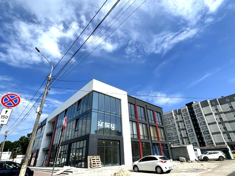 комерційна за адресою Митрополита Шептицького вул., 25