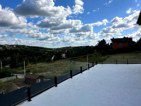 будинок за адресою Вишнева вул.