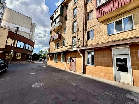 комерційна за адресою Брацлавська вул. (Островського), 29