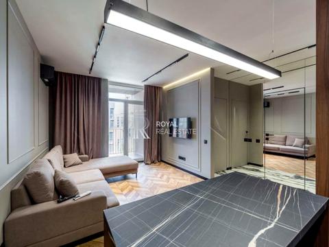 квартира по адресу Салютная ул., 2