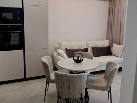 квартира за адресою Краснова вул., 3