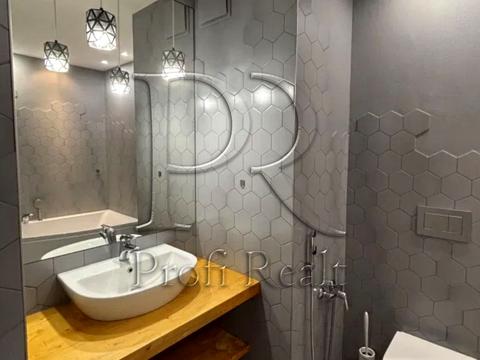 квартира за адресою Київ, Золотоустівська вул., 34