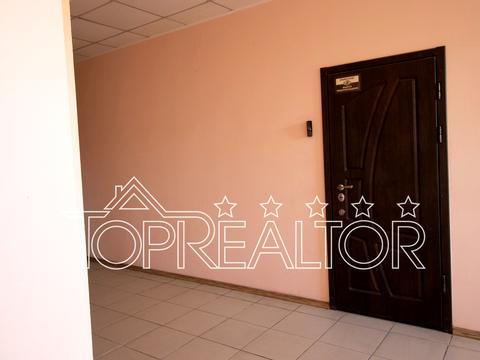 комерційна за адресою Отакара Яроша вул., 16а