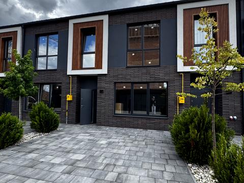 дом по адресу Приозёрная ул.