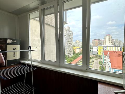 квартира за адресою Вишняківська вул., 8