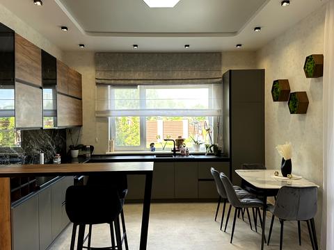 будинок за адресою Абрикосова вул.