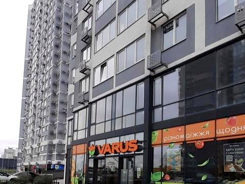 коммерческая по адресу Ревуцького вул. 40-В, 1