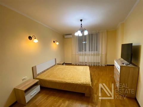 квартира по адресу Авиаконструктора Игоря Сикорского ул. (Танковая), 1