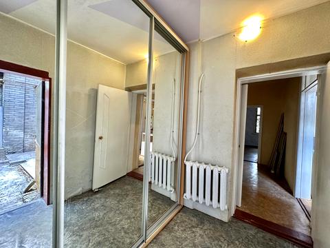 будинок за адресою Олександра Кузнецова вул. (Дніпродзержинська), 7