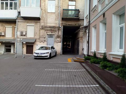 квартира за адресою Бульварно-Кудрявська вул. (Воровського), 8