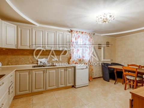 будинок за адресою Грушевського вул., 22