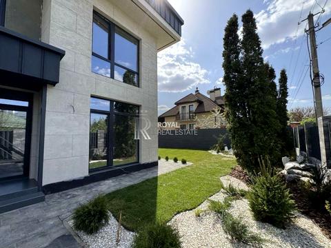 будинок за адресою Центральна вул.