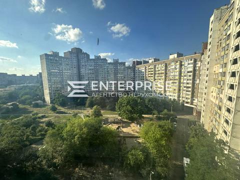 квартира за адресою Академіка Заболотного вул., 56