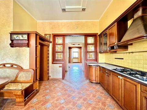 квартира по адресу Руфа ул., 15