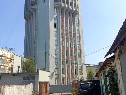 паркомісце за адресою Симона Петлюри вул., 34