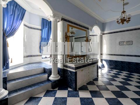 будинок за адресою смт. Козин, Столичне шосе