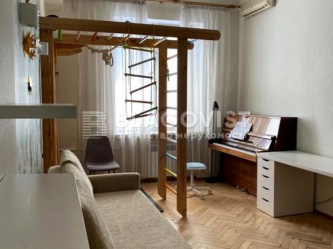 квартира за адресою Стратегічне шосе (Науки), 35