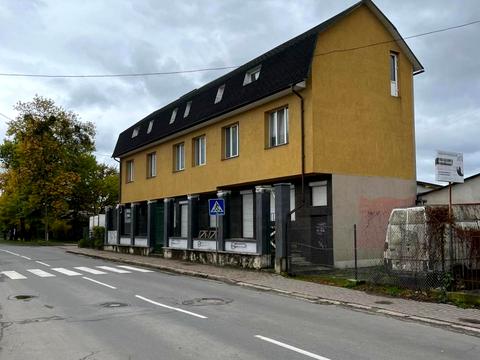 комерційна за адресою Сорохтея, 24А