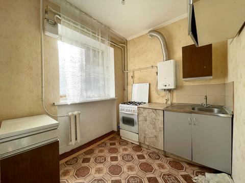 квартира за адресою Космонавтів вул., 122а
