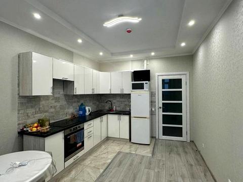 квартира за адресою Рея Бредбері вул., 2