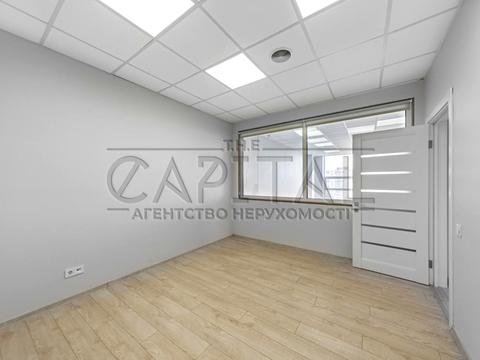 коммерческая по адресу Валерия Лобановского просп. (Краснозвездный), 56