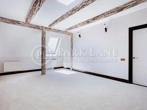 будинок за адресою Молодіжна вул.